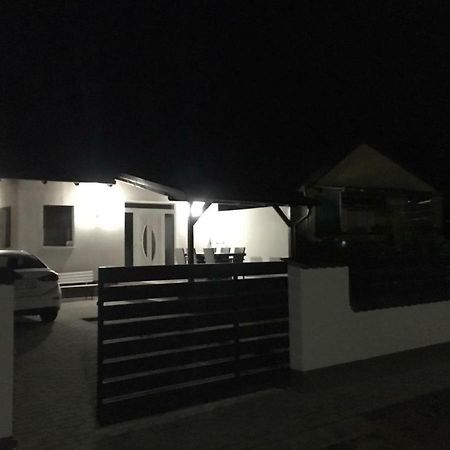 Tisza Dream Apartman Tiszakécske エクステリア 写真
